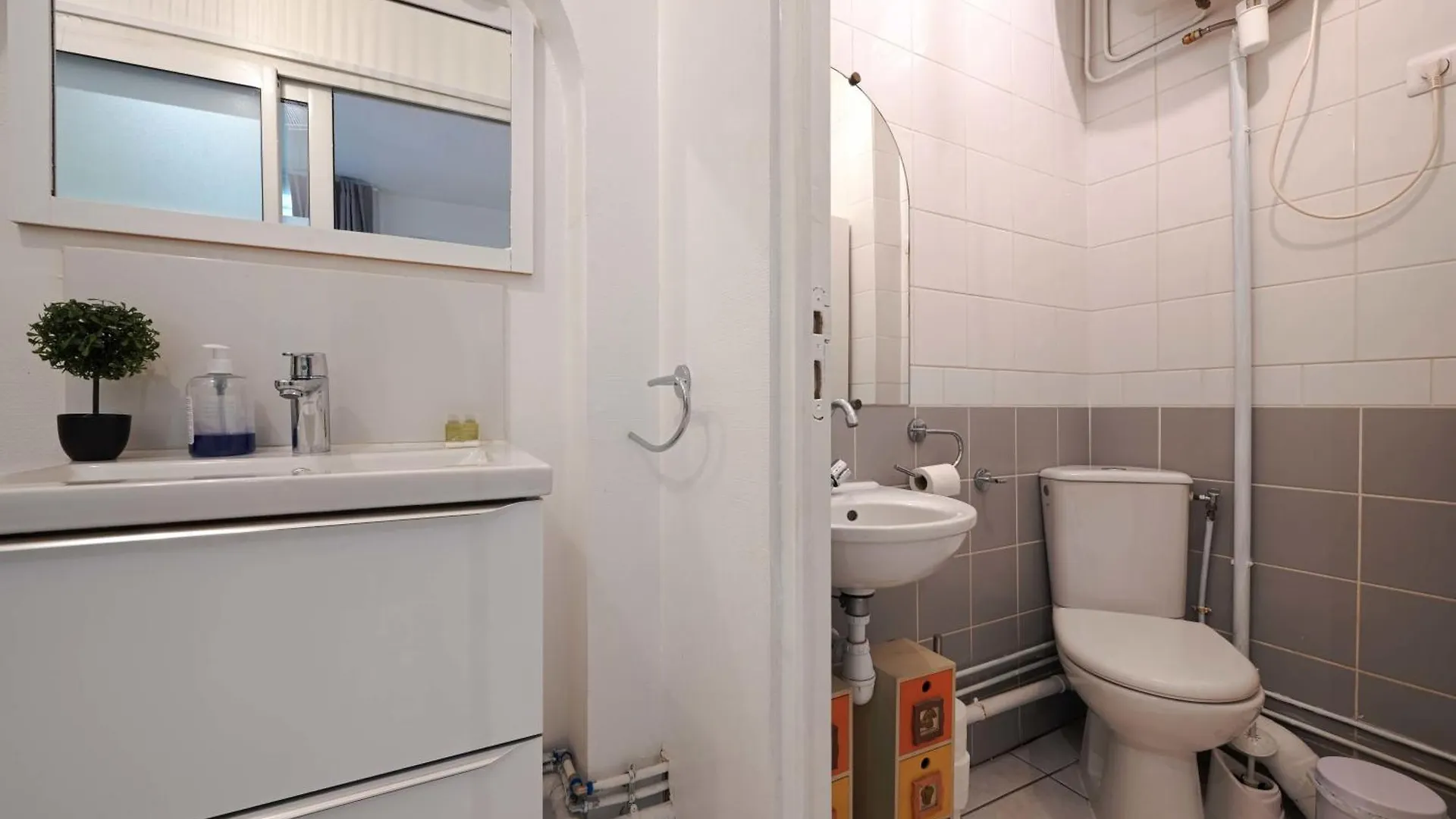 Apartment Lovely For 2 Persons Center Of