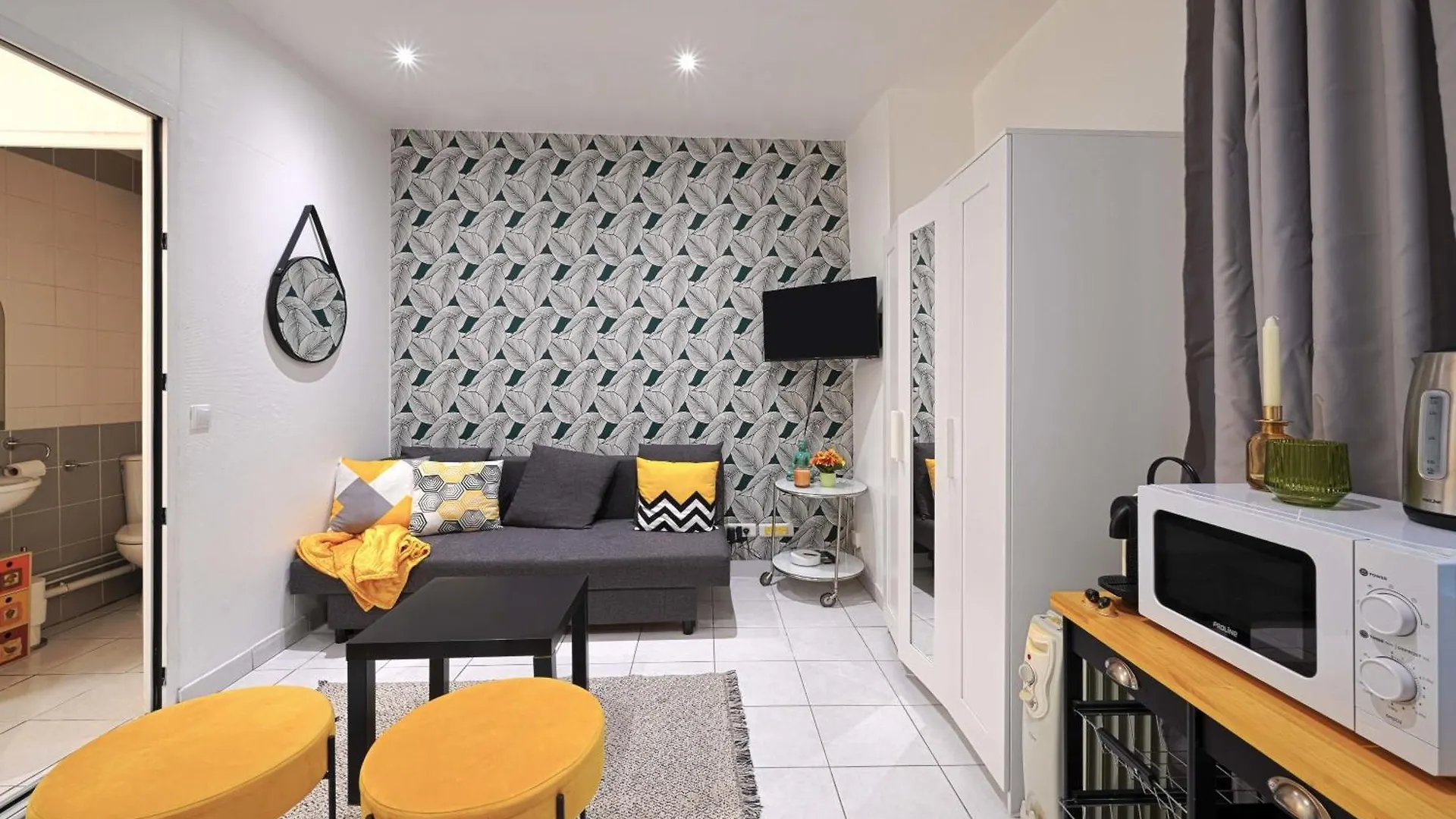 Lovely For 2 Persons Center Of Appartement *